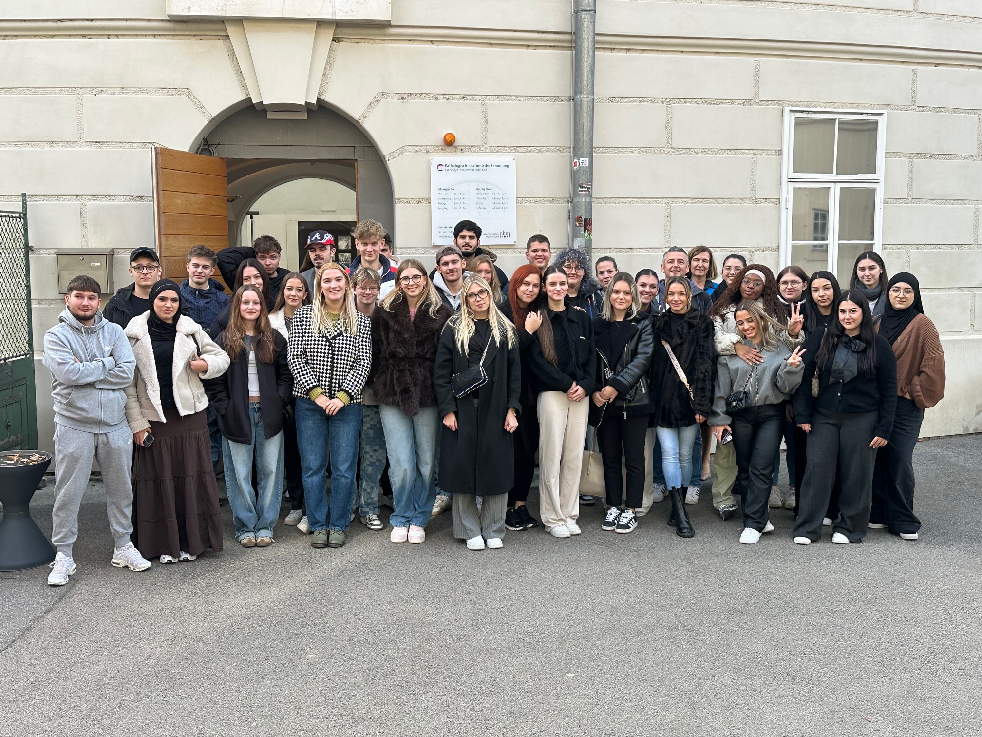 Besuch der AÖZ und des Narrenturms Besuch der AÖZ und des Narrenturms